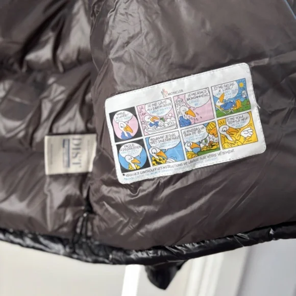 Moncler Puffer Jacket - Picture 3 of 8